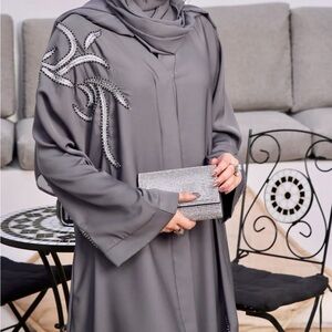 Elegant Gray Long Sleeve Dress